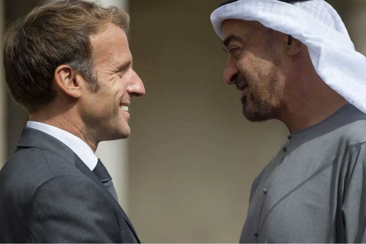 Emmanuel Macron ve Şeyh Muhammed bin Zayed el-Nahyan